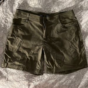 Prana Halle short, size 14